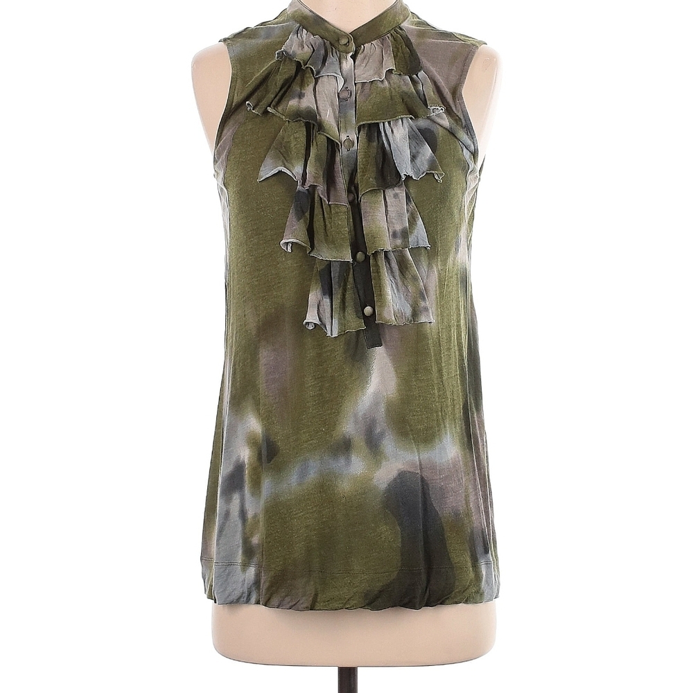Cabi Sleeveless Ruffle Front Top In Green